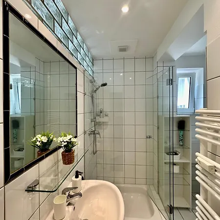 Cityapartment Fuer Zwei In Mg * 门兴格拉德巴赫